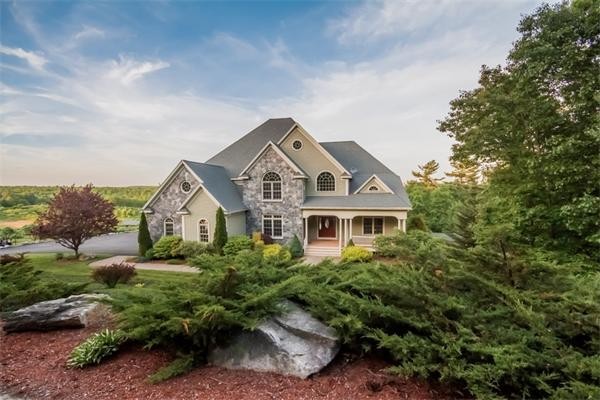 48 Searles Road Windham, NH 03087 - Photo 3 of 30