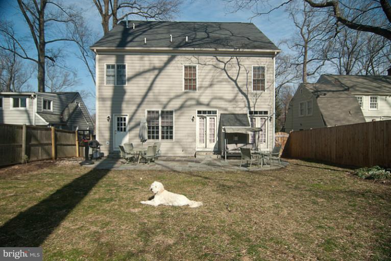 5622 Greentree Road Bethesda, MD 20817 - Photo 1 of 26 Back of House and backyard with patio