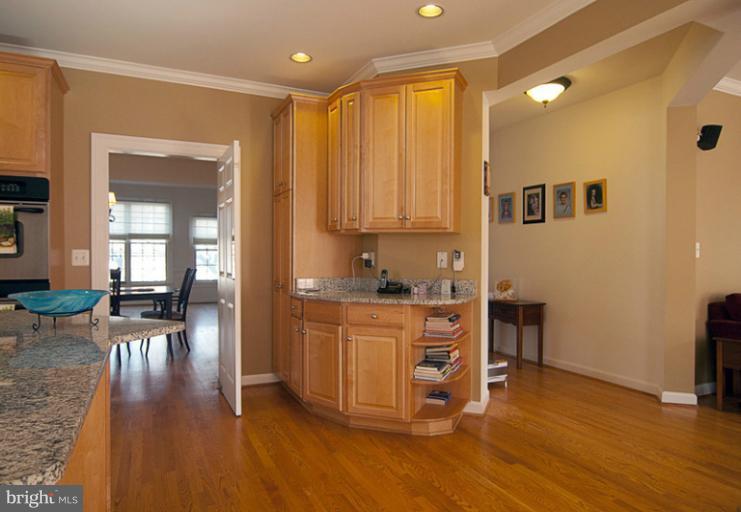 5622 Greentree Road Bethesda, MD 20817 - Photo 2 of 26 Gourmet Kitchen with Desk