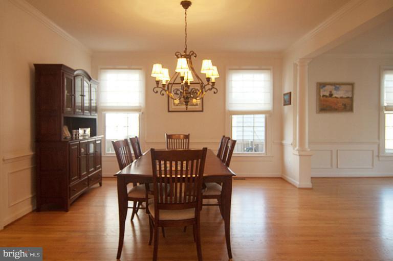 5622 Greentree Road Bethesda, MD 20817 - Photo 21 of 26 Dining Room