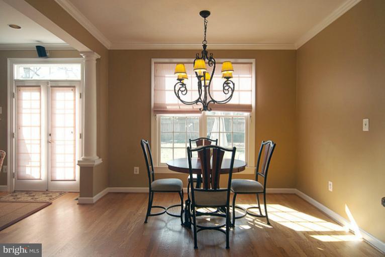 5622 Greentree Road Bethesda, MD 20817 - Photo 24 of 26 Eat-In Area off Kitchen