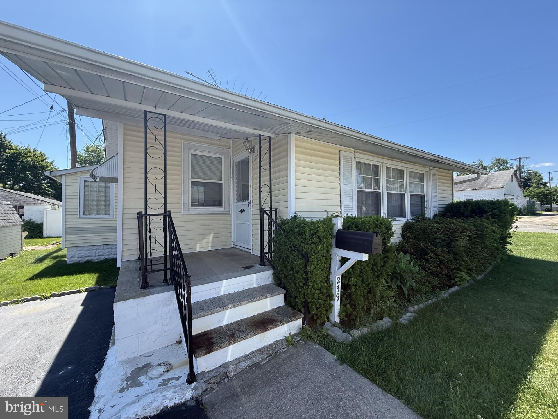 259 A Street Carneys Point, NJ 08069 - Photo 2 of 17