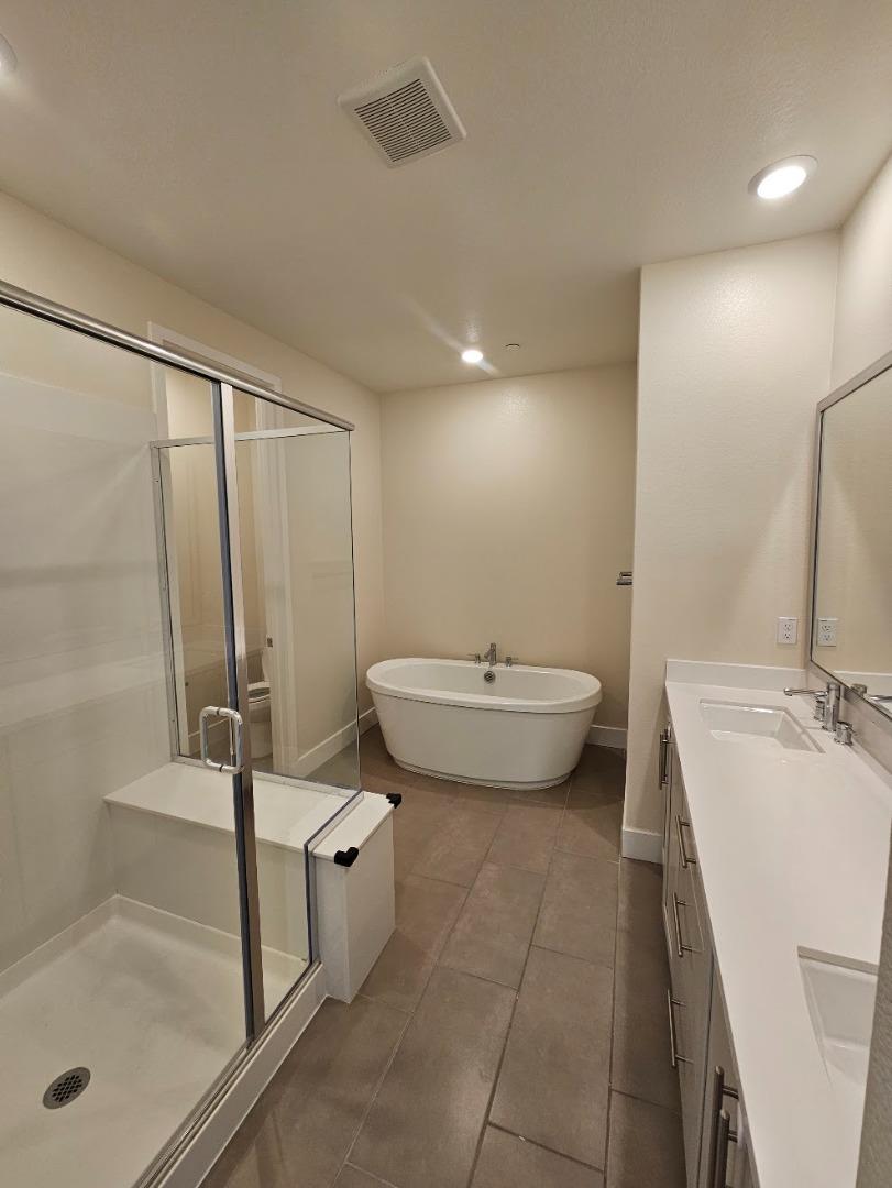122 Ranch Lane Mountain View, CA 94040 - Photo 12 of 20