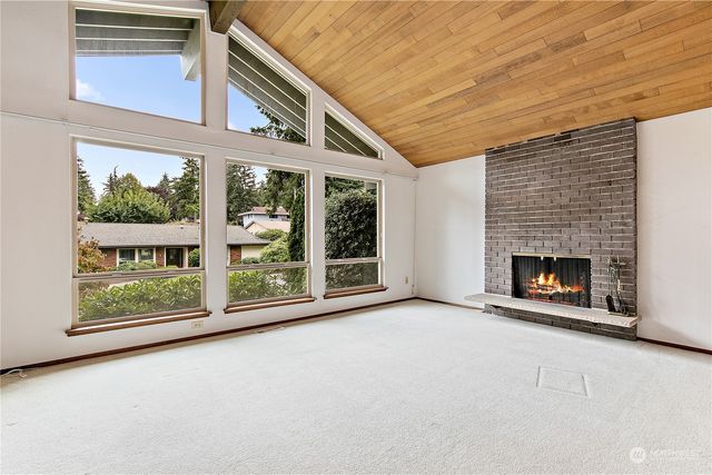 $605,000 | 32513 36th Avenue Southwest, Federal Way, WA 98023