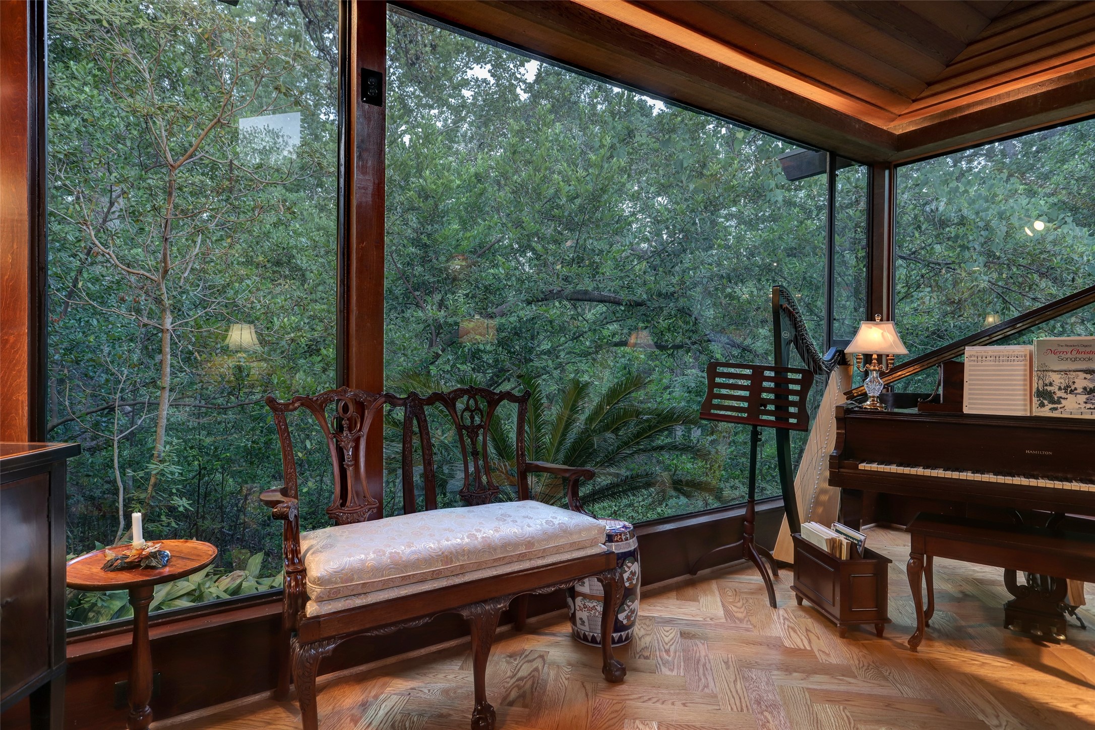 8 Tiel Way Houston, TX 77019 - Photo 16 of 29