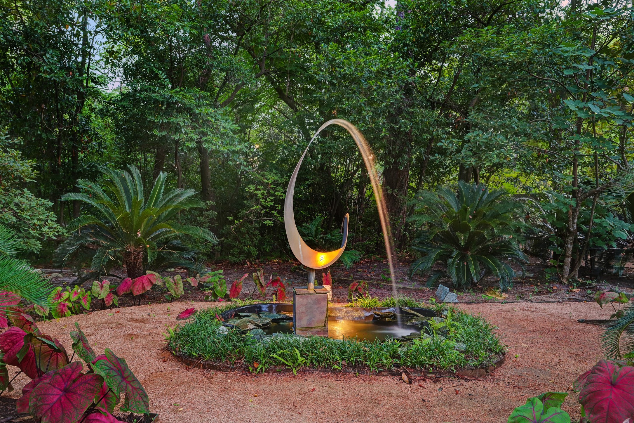 8 Tiel Way Houston, TX 77019 - Photo 27 of 29