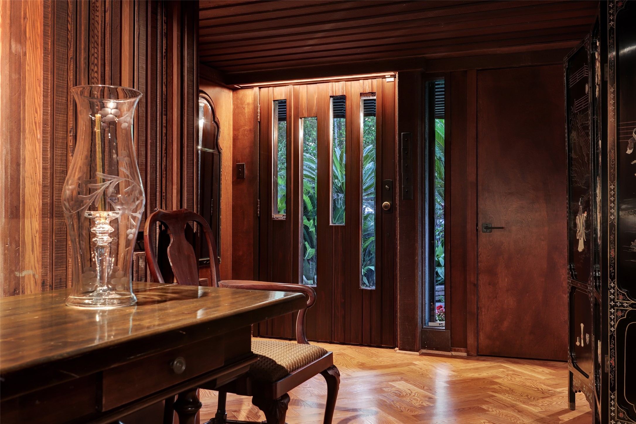 8 Tiel Way Houston, TX 77019 - Photo 5 of 29