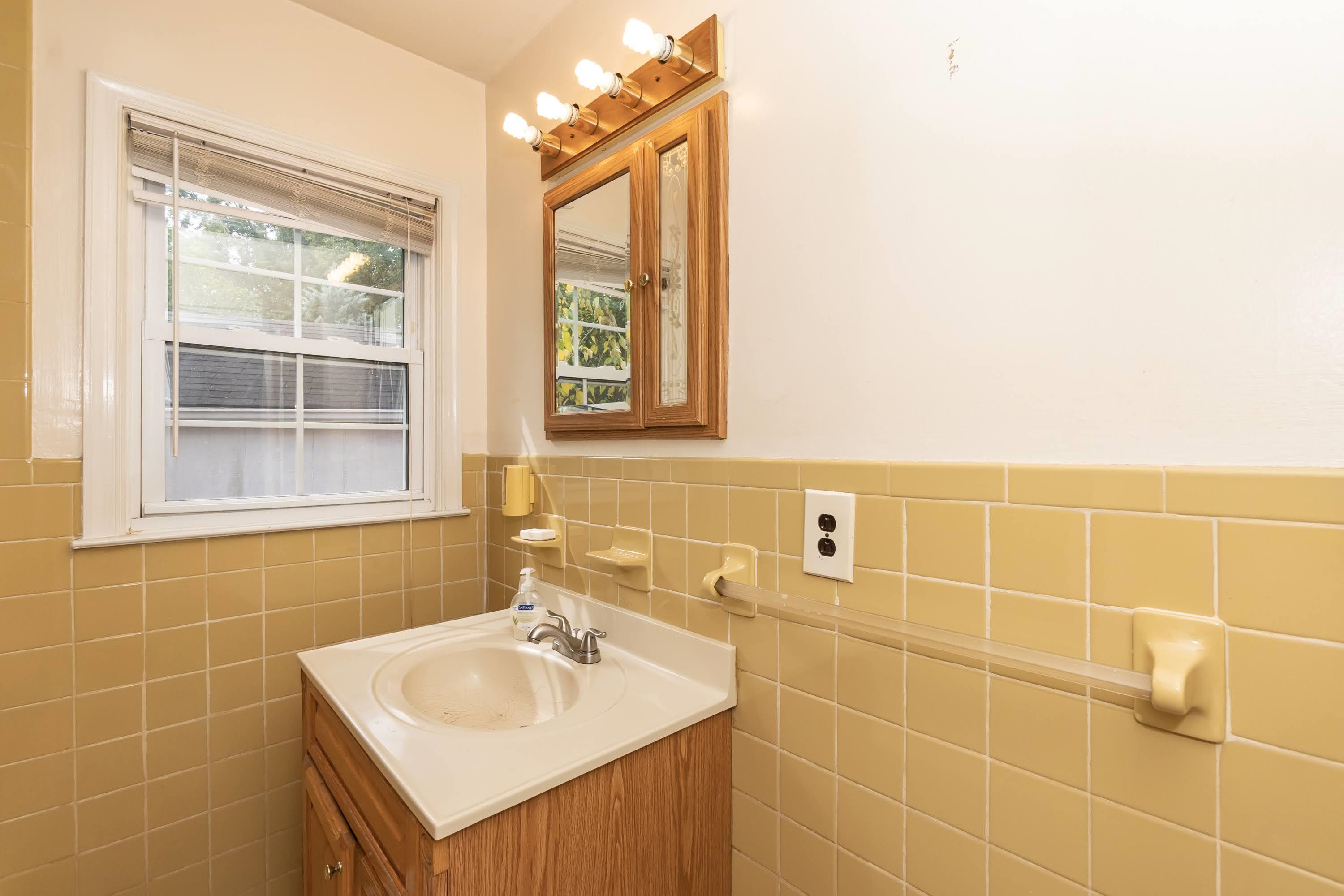 2500 Springhill Avenue Raleigh, NC 27603 - Photo 8 of 14 Photo 8