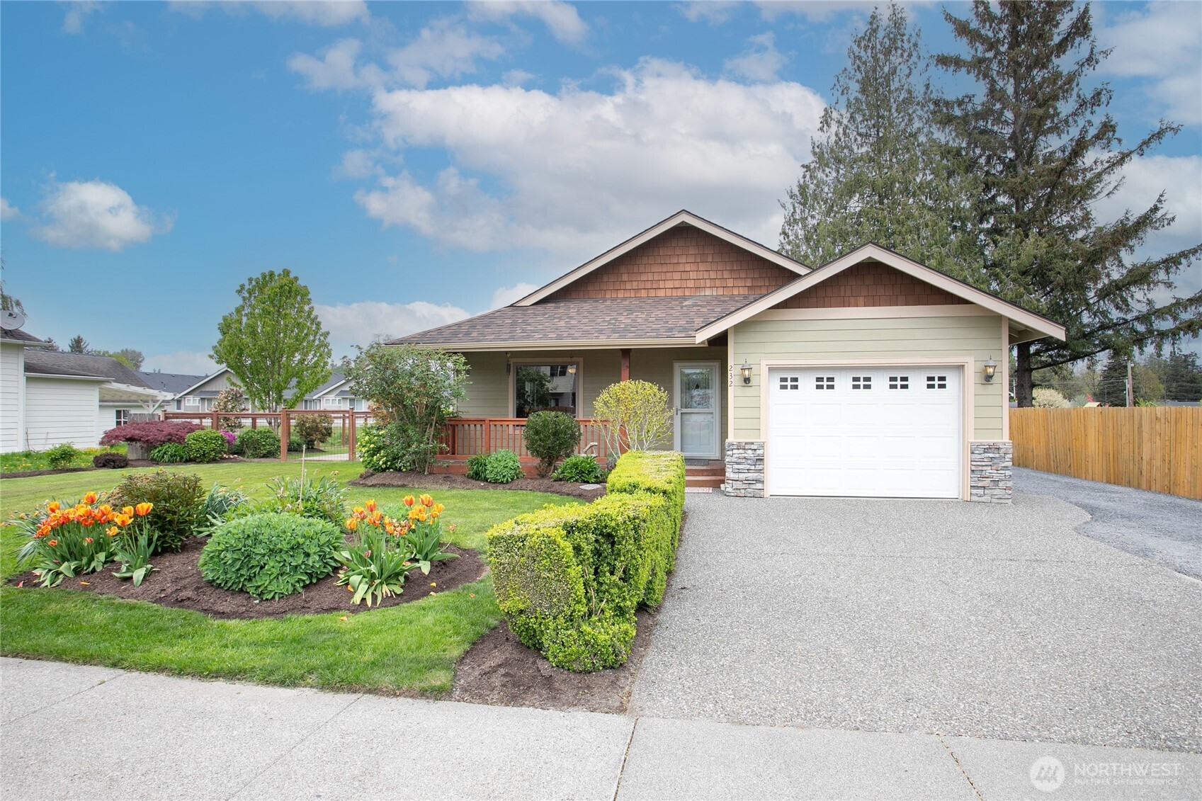 232 Front Street Sumas, WA 98295 - Photo 1 of 30