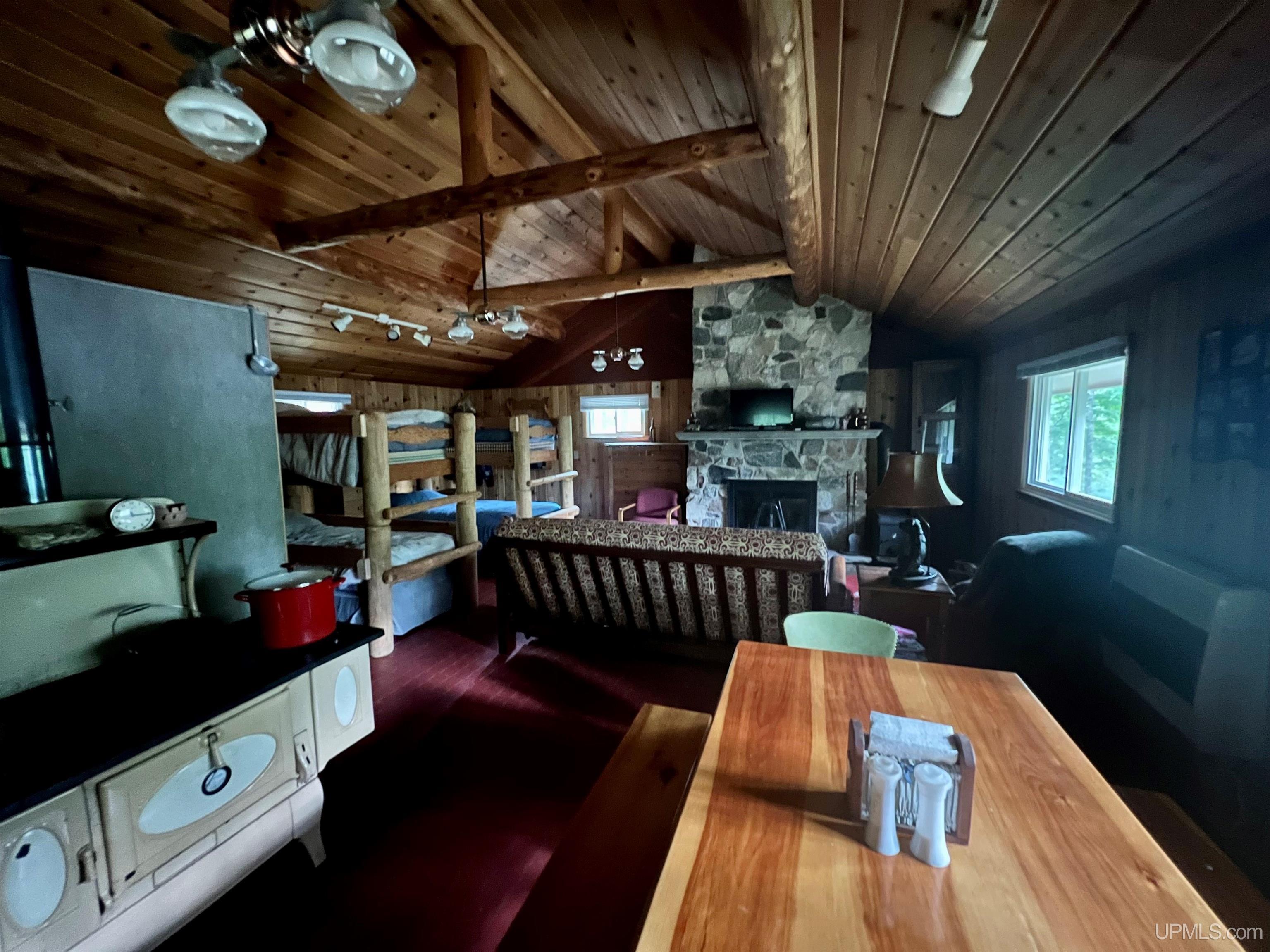 5 Rd Crystal Falls Crystal Falls, MI 49920 - Photo 4 of 26