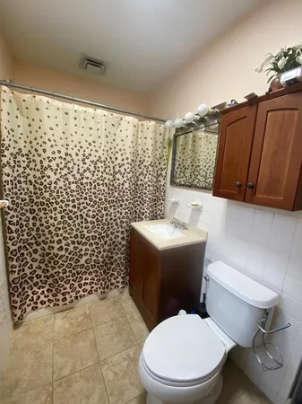 $2,400 | 19 Bayberry Drive, Unit 4, Sharon, MA 02067