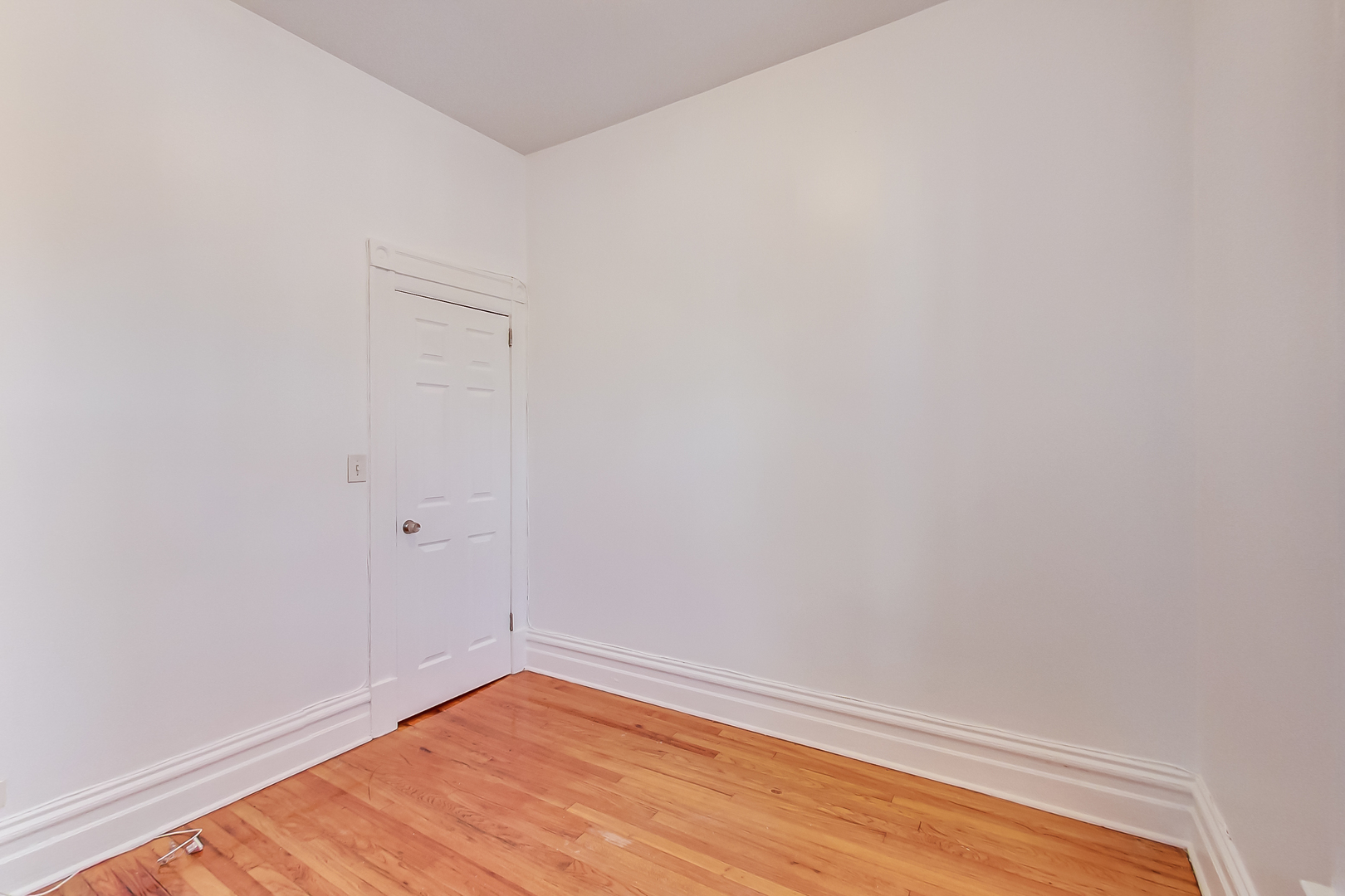 1138 West Addison Street, Unit 1 Chicago, IL 60613 - Photo 13 of 27