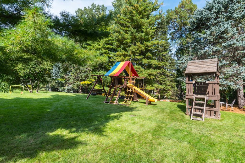1535 Red Cedar Road Eagan, MN 55121 - Photo 42 of 44 Gallery Image 42