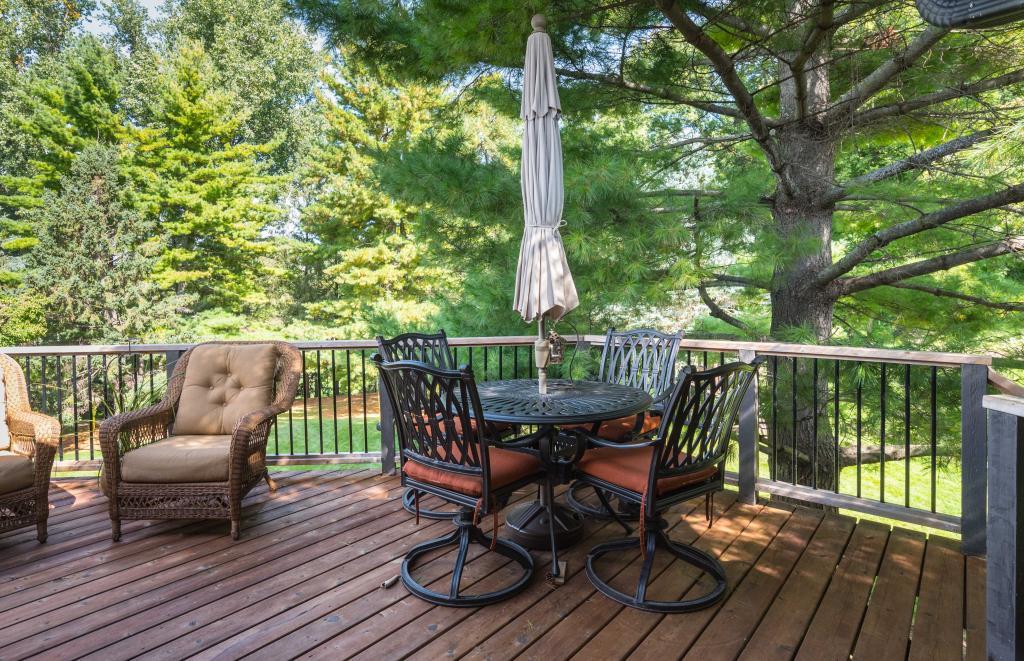 1535 Red Cedar Road Eagan, MN 55121 - Photo 8 of 44 Gallery Image 8
