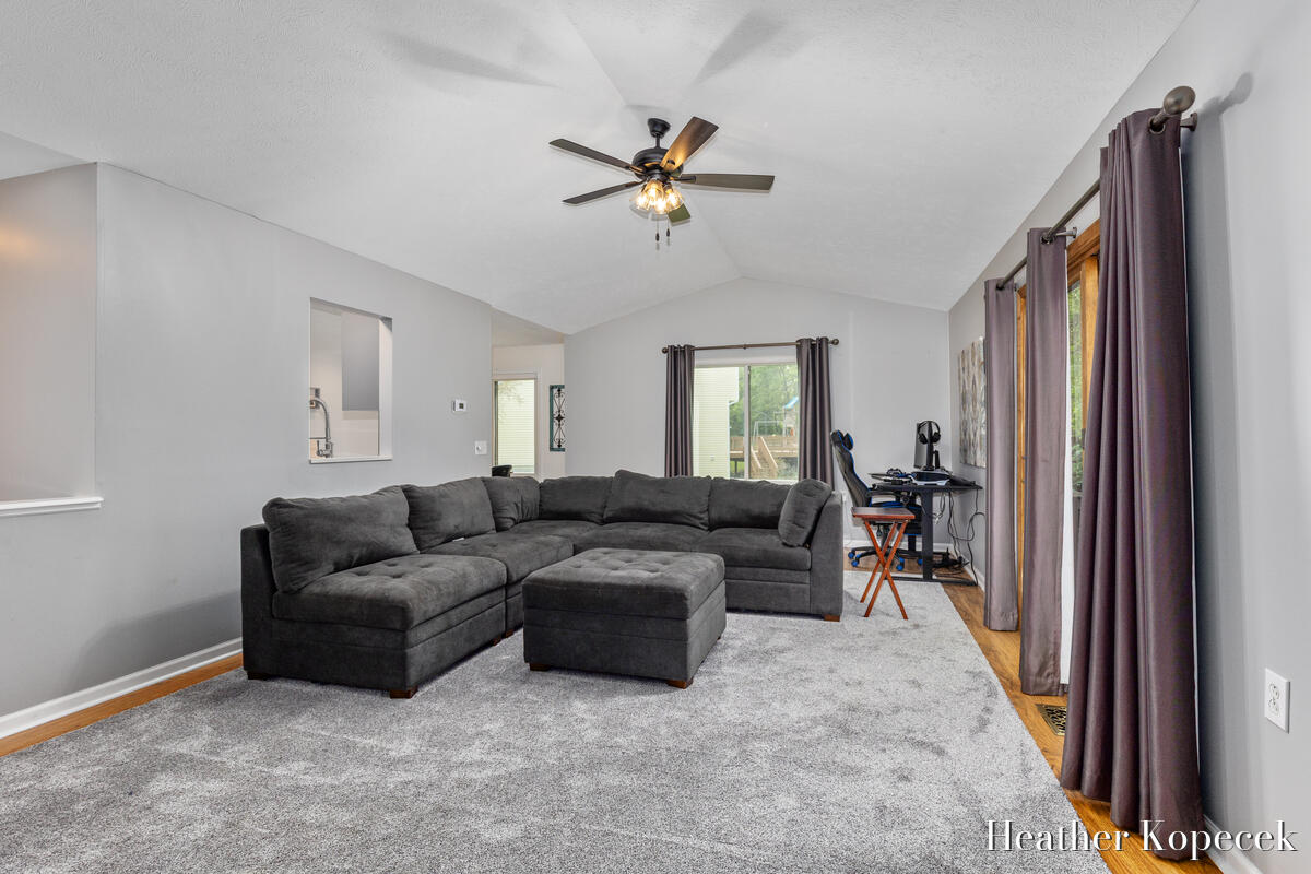 1663 Barnsley Court Southeast Lowell, MI 49331 - Photo 10 of 31 https___photoreal.io_wp-content_photorea