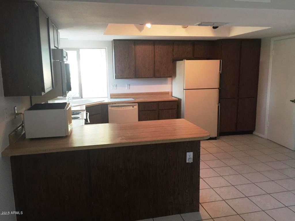 1114 East Grandview Road Phoenix, AZ 85022 - Photo 12 of 22 20150503175905490579000000-o