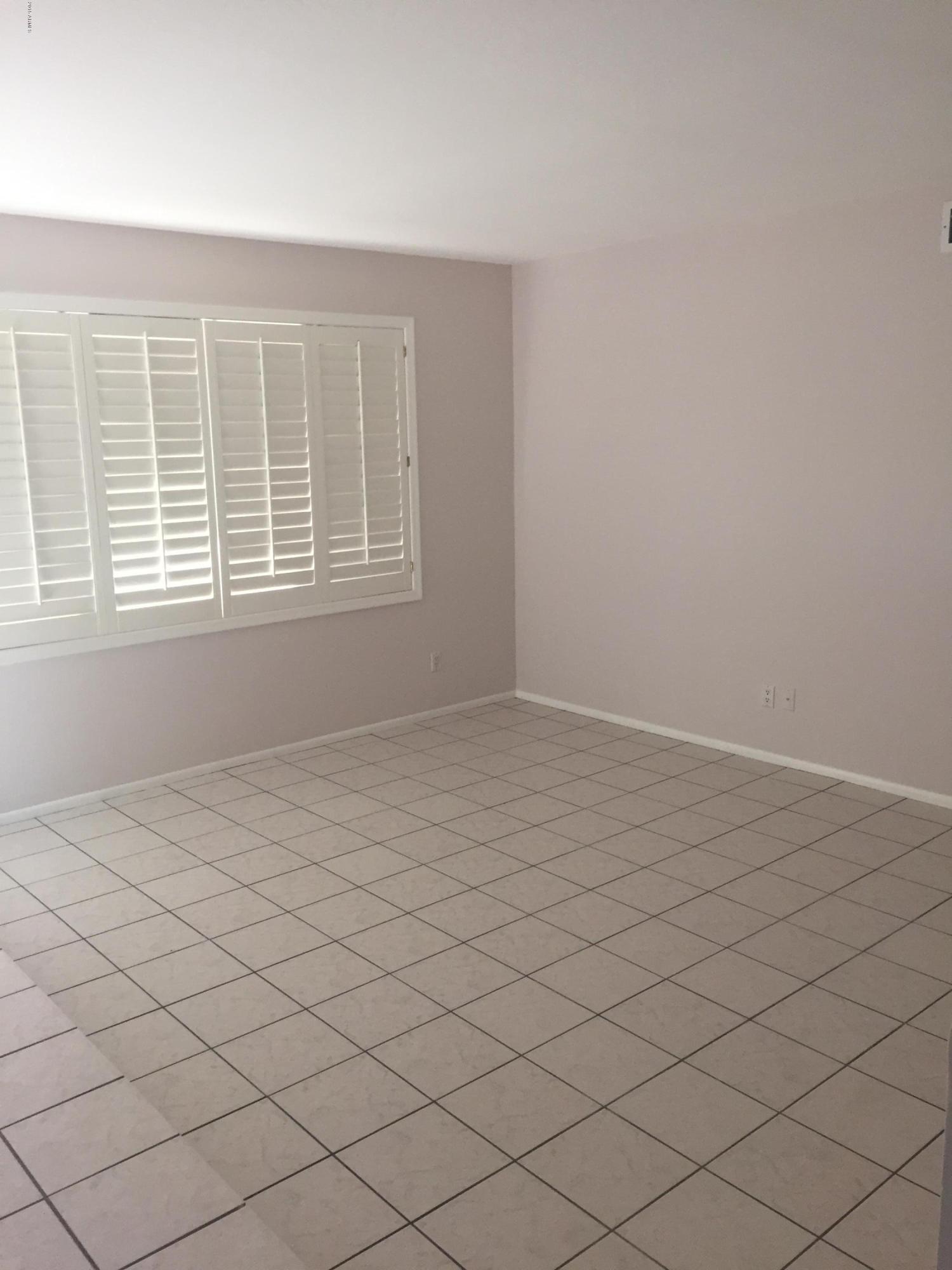1114 East Grandview Road Phoenix, AZ 85022 - Photo 3 of 22 IMG_3993