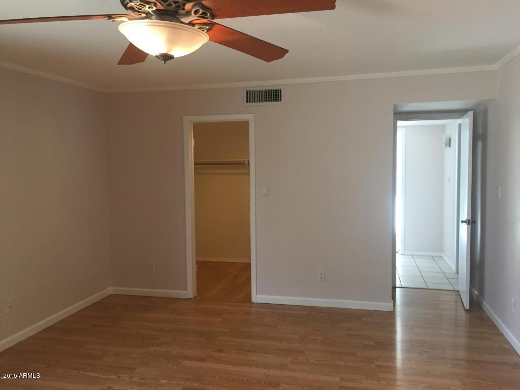 1114 East Grandview Road Phoenix, AZ 85022 - Photo 9 of 22 20150503175756610279000000-o