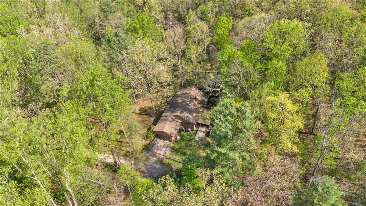 3878 Harborwood Road Salem, VA 24153 - Photo 57 of 60 57-DJI_20260414104636_0018_D