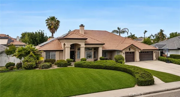 $819,888 | 13206 Monarch Palm Avenue, Bakersfield, CA 93314
