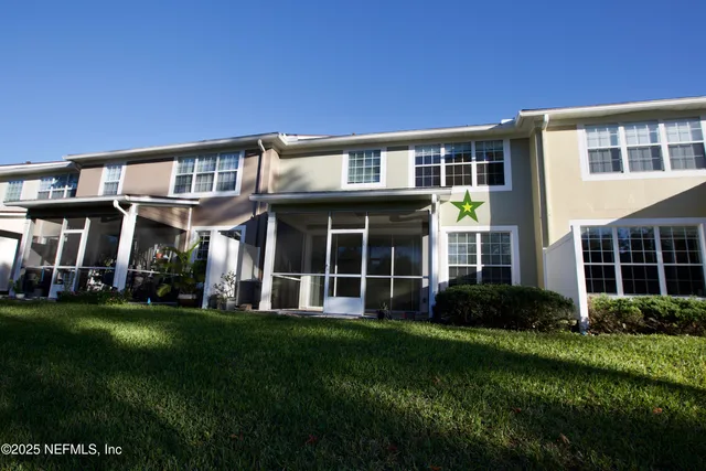 $295,000 | 6383 Autumn Berry Circle, Jacksonville, FL 32258