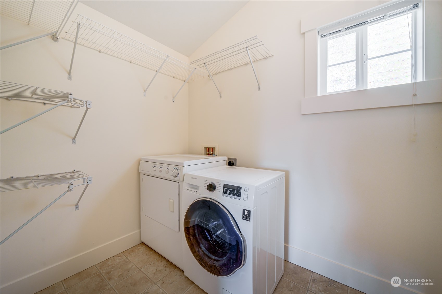 508 North 46th Street, Unit B Seattle, WA 98103 - Photo 18 of 30