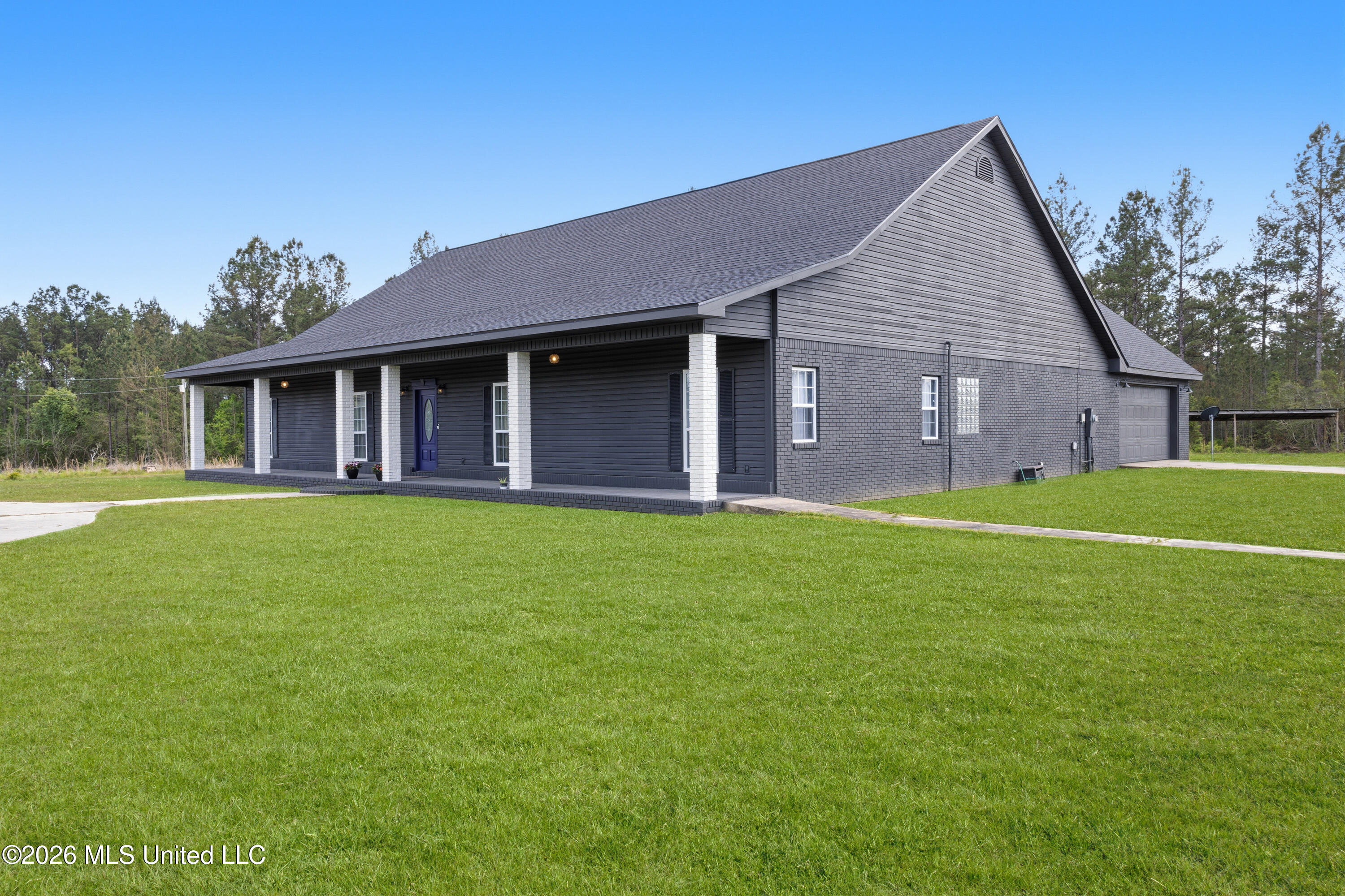 1236 Highway 26 Wiggins, MS 39577 - Photo 5 of 59 00004
