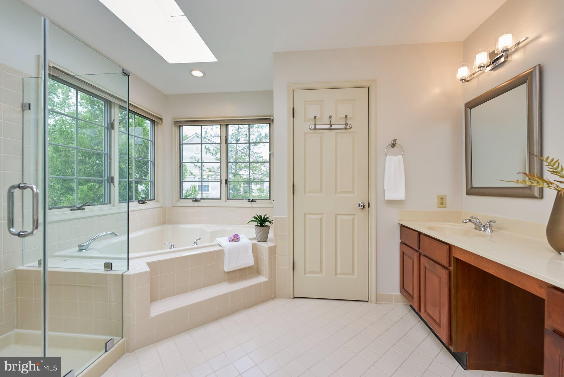 4124 Kentmere Square Fairfax, VA 22030 - Photo 19 of 40