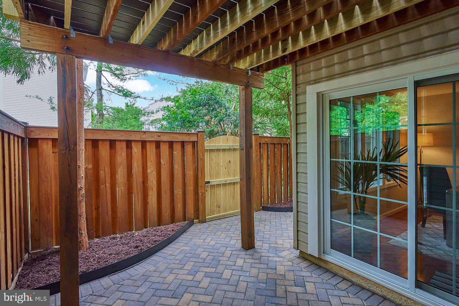 4124 Kentmere Square Fairfax, VA 22030 - Photo 32 of 40