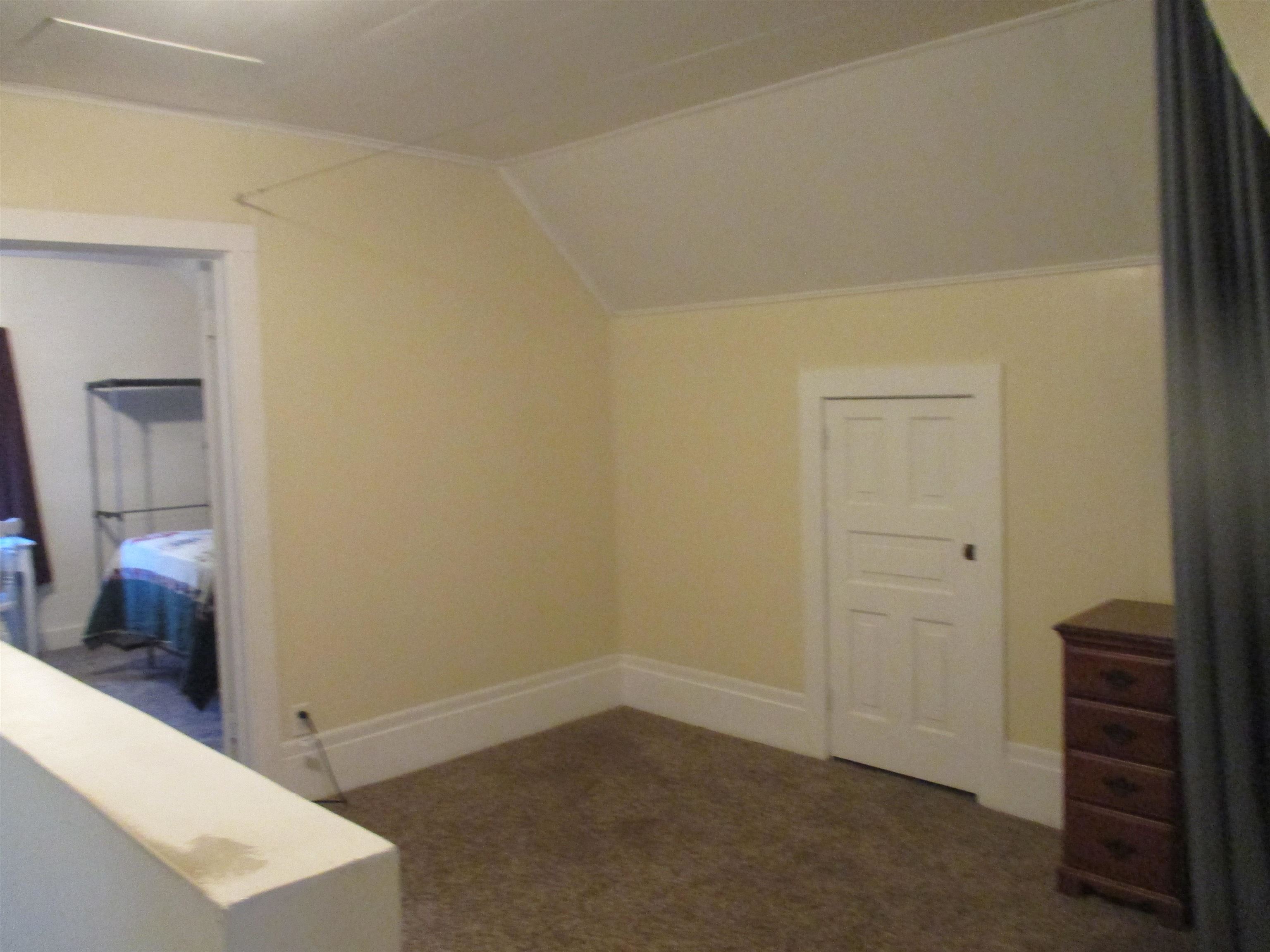 107 West Hall Street Shepherd, MI 48883 - Photo 18 of 20