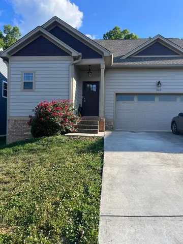 $2,350 | 205 Courtland Crest Drive Southwest, Cleveland, TN 37311