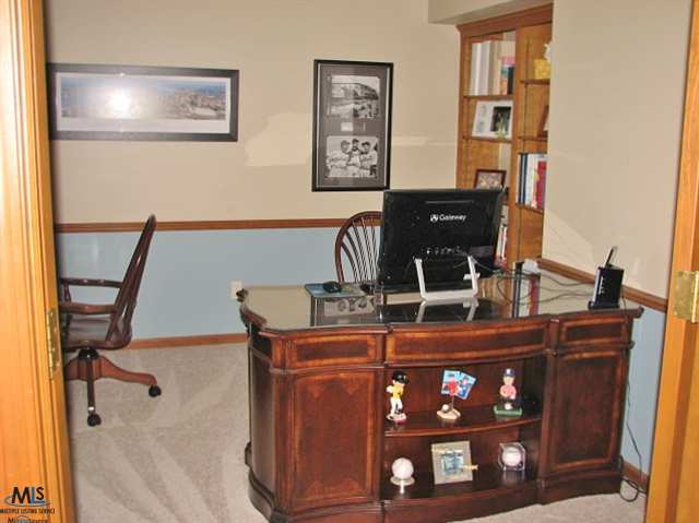 1863 Jason Circle Rochester, MI 48306 - Photo 14 of 15 31103352-13.JPG