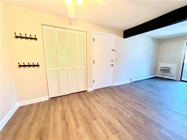 $179,900 | 40 Cowesett Avenue, Unit 33, West Warwick, RI 02893