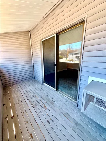 $179,900 | 40 Cowesett Avenue, Unit 33, West Warwick, RI 02893