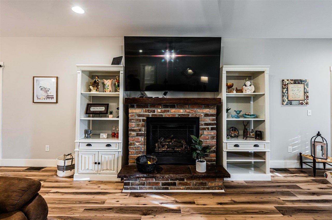1361 Walkers Chapel Road Adolphus, KY 42120 - Photo 5 of 39 Gallery Image 5