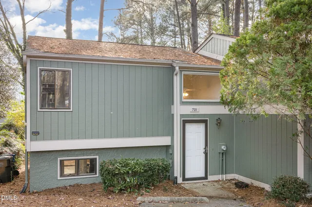 $255,900 | 701 Godwin Court, Raleigh, NC 27606