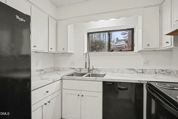 $255,900 | 701 Godwin Court, Raleigh, NC 27606