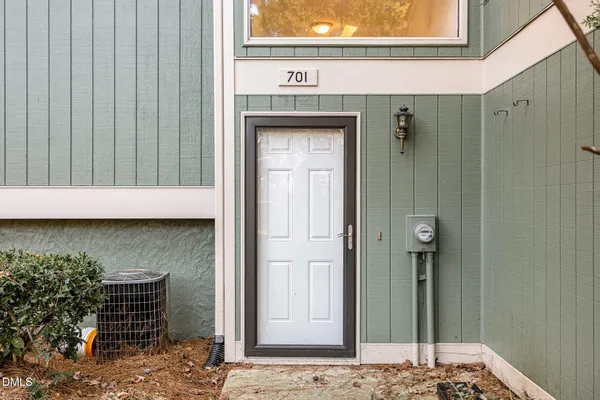 $255,900 | 701 Godwin Court, Raleigh, NC 27606
