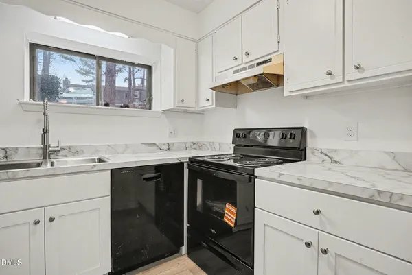 $255,900 | 701 Godwin Court, Raleigh, NC 27606