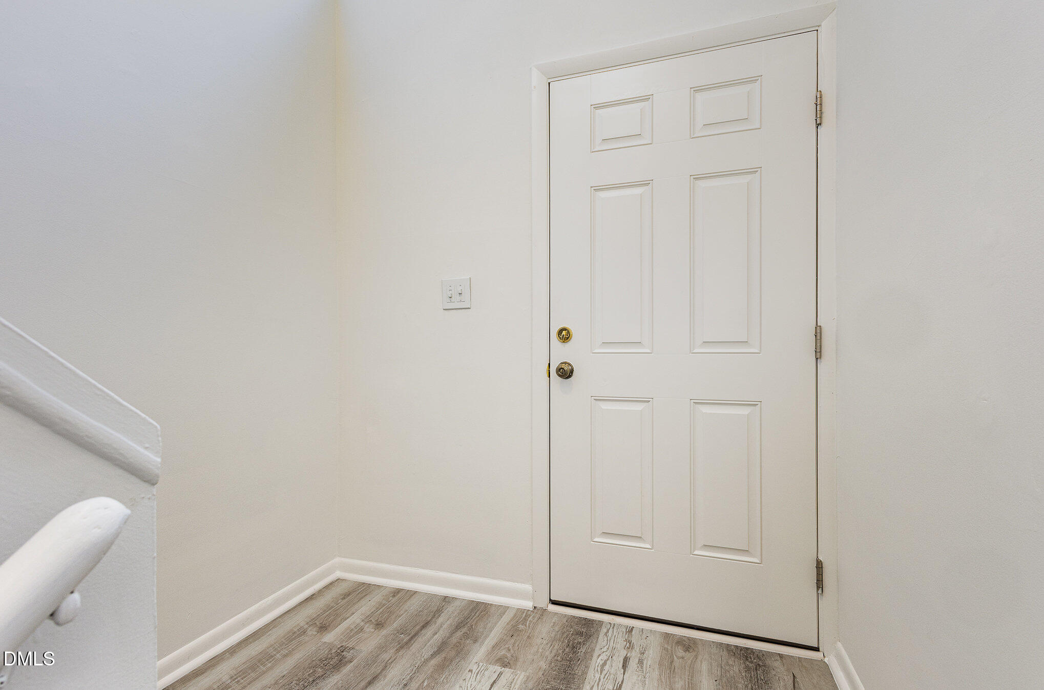 701 Godwin Court Raleigh, NC 27606 - Photo 5 of 29 a view of bathroom