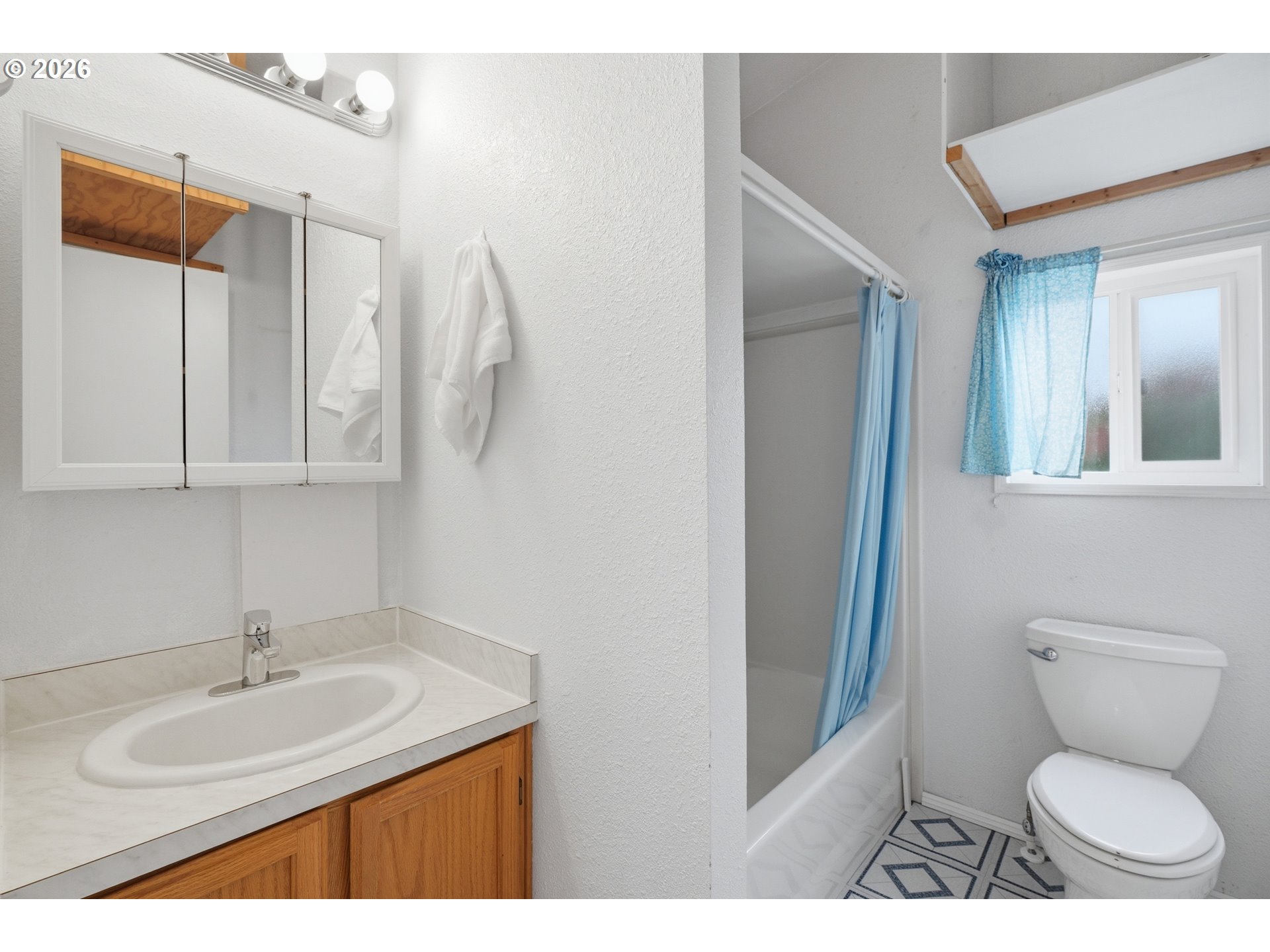 15619 Northeast Caples Road, Unit 29 Brush Prairie, WA 98606 - Photo 14 of 15 Bathroom