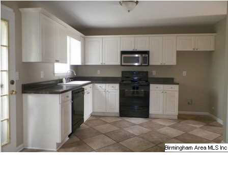129 Roy Court Helena, AL 35080 - Photo 4 of 10