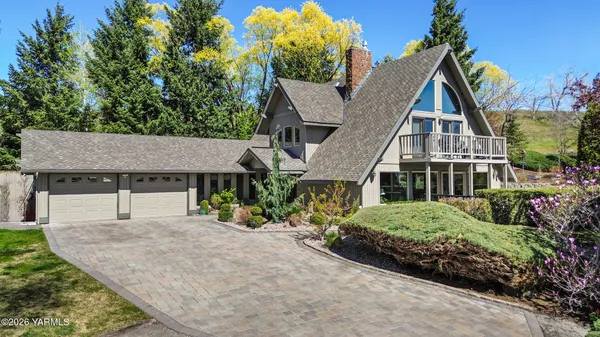 $699,000 | 8603 Hawthorn Drive, Yakima, WA 98908