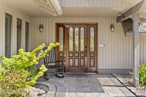 $699,000 | 8603 Hawthorn Drive, Yakima, WA 98908