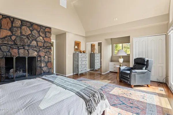 $699,000 | 8603 Hawthorn Drive, Yakima, WA 98908