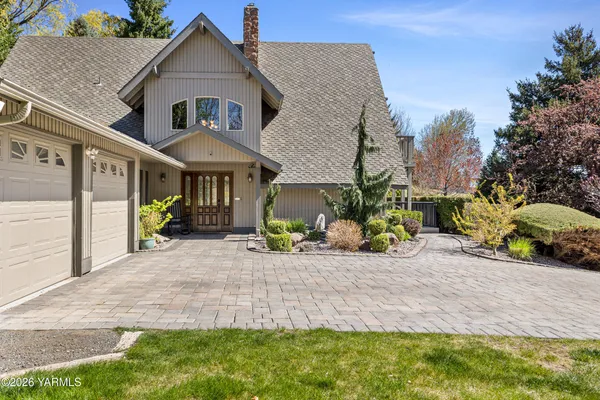 $699,000 | 8603 Hawthorn Drive, Yakima, WA 98908