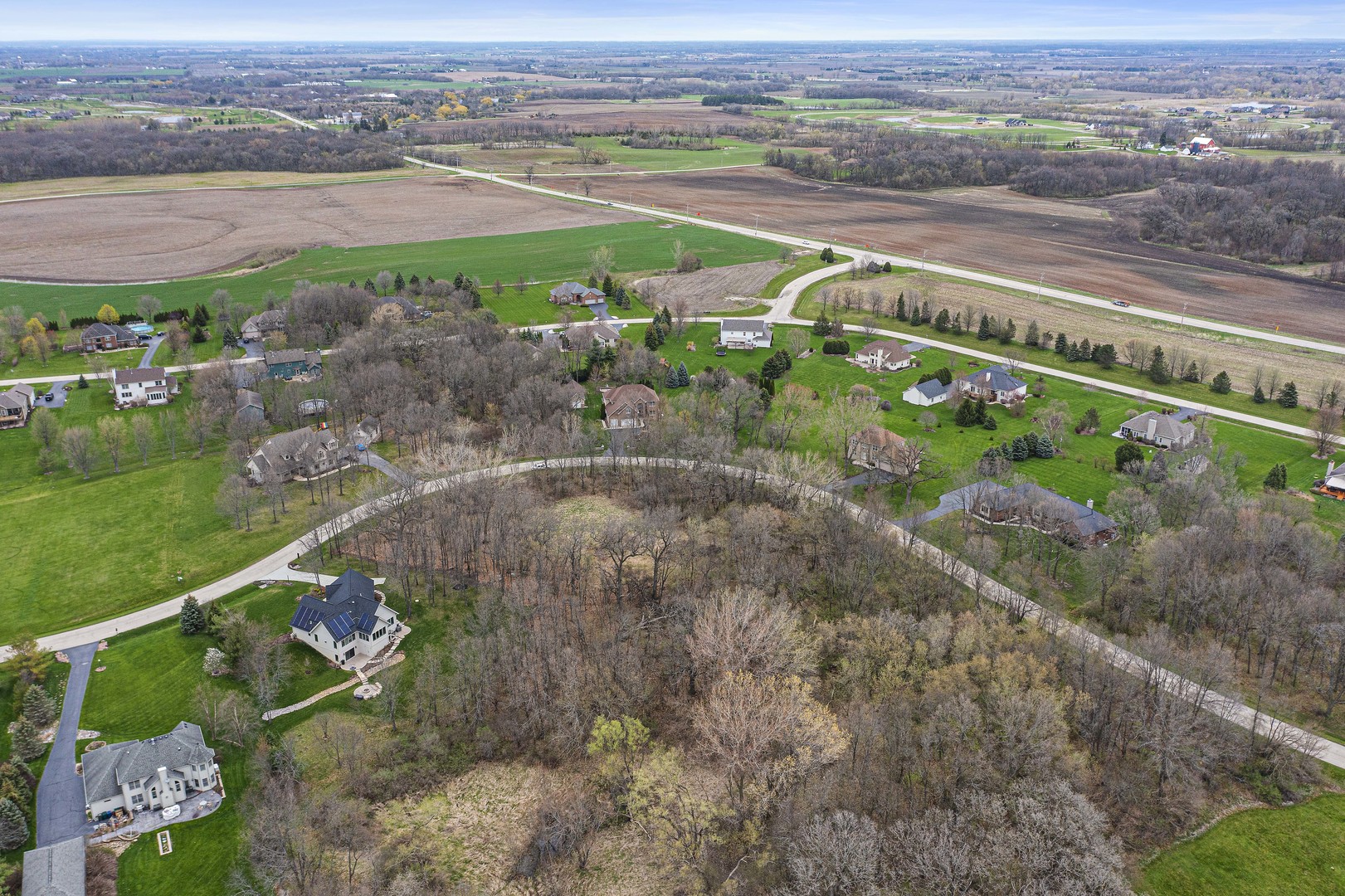 17211 Cobblestone Bend Marengo, IL 60152 - Photo 9 of 14 a view of a city with a lake