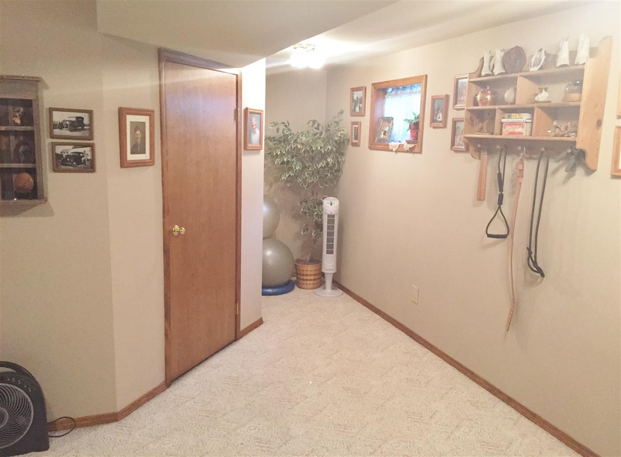 4637 West Shawnee Avenue Spokane, WA 99208 - Photo 12 of 19