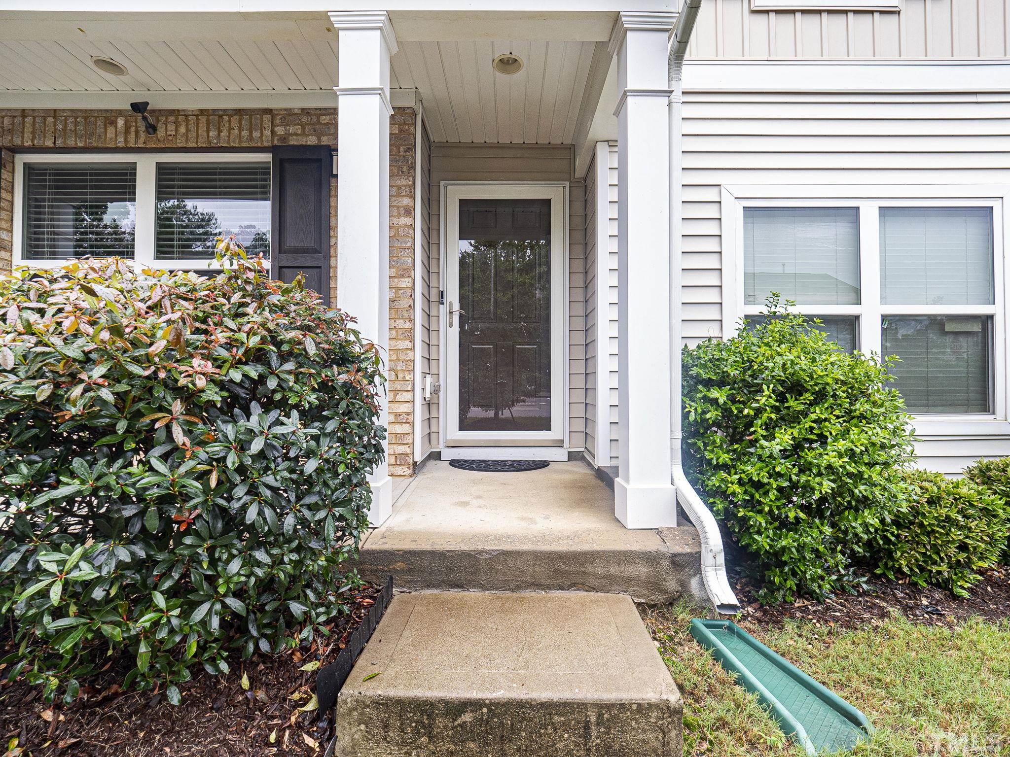 4009 Swinton Street Raleigh, NC 27616 - Photo 4 of 24 Gallery Image 4