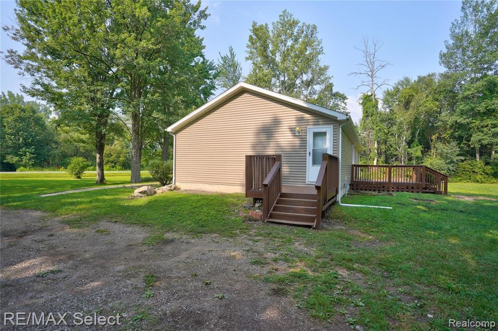 2883 East Shaffer Road Midland, MI 48642 - Photo 6 of 44